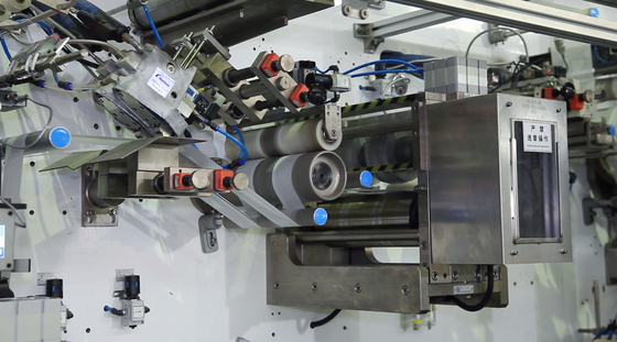 Full Servo 600PPM Baby Diaper Machine With Stacker And Bagger